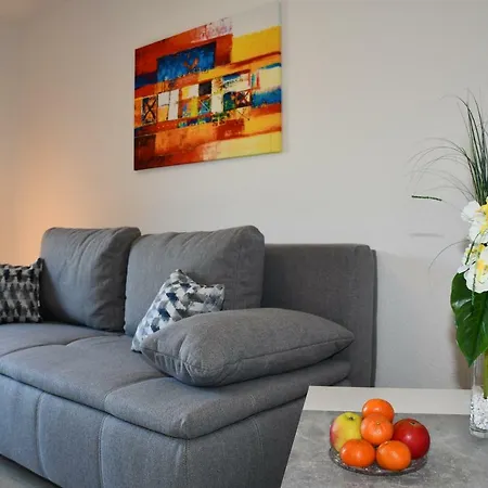 Eifellounge شقة *