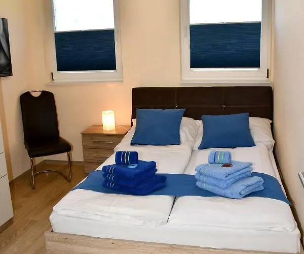 Eifellounge * 몬샤우