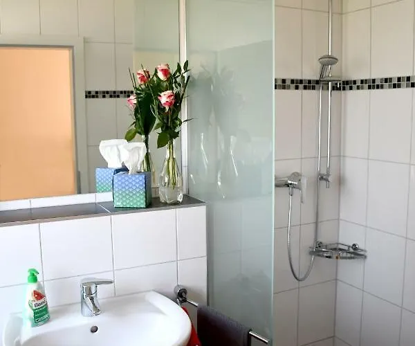 Eifellounge 몬샤우